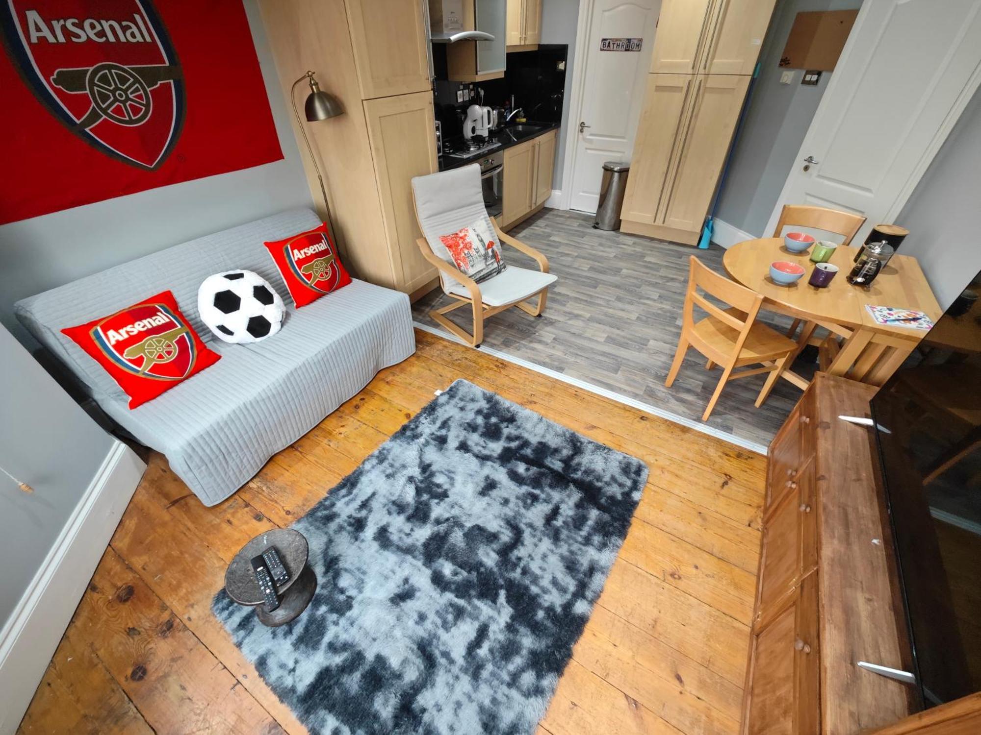 Lovely 1 Bedroom Flat In Finsbury Park/Emirates Stadium ロンドン エクステリア 写真