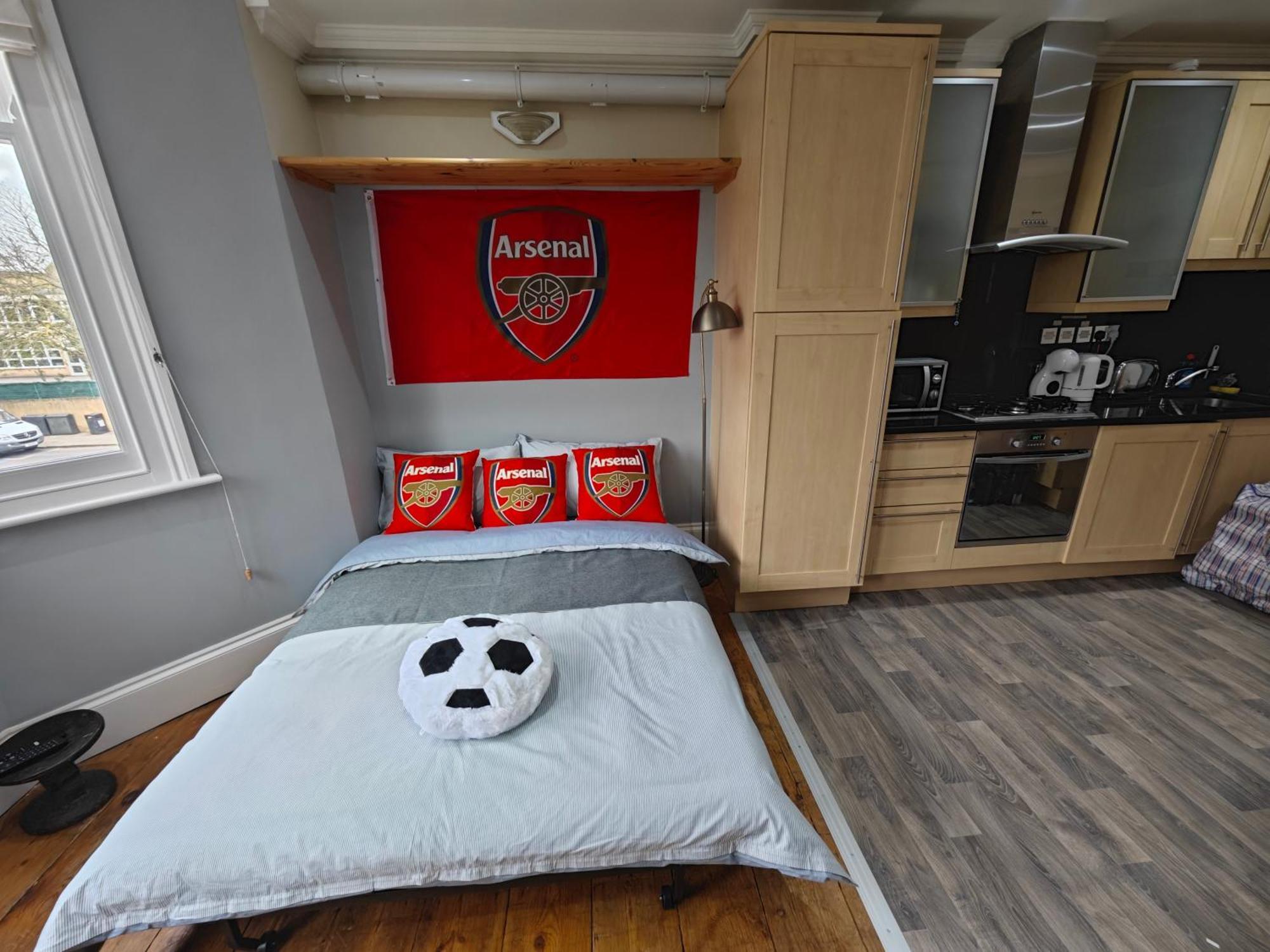 Lovely 1 Bedroom Flat In Finsbury Park/Emirates Stadium ロンドン エクステリア 写真